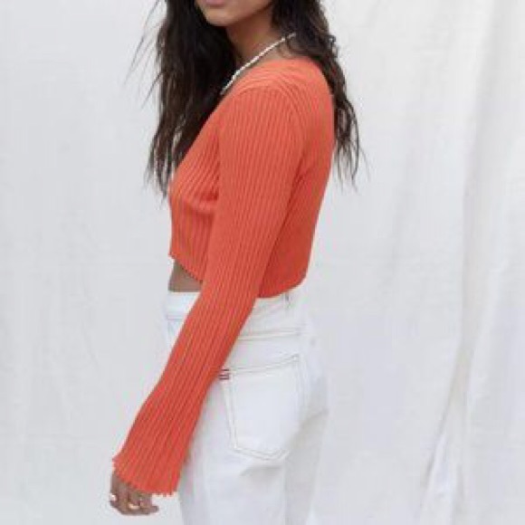 ‼️SOLD‼️ UO Ribbed Ruffle Cardigan - Picture 4 of 4